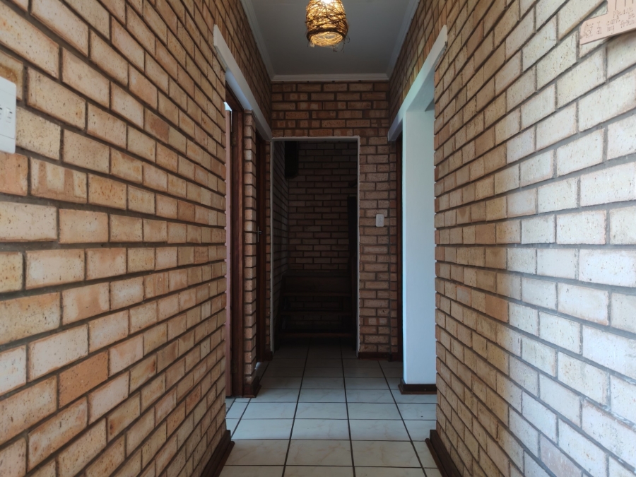 4 Bedroom Property for Sale in Boknesstrand Eastern Cape